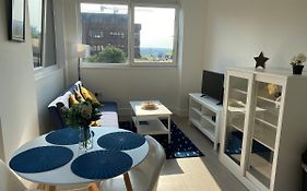 Central Location, Parking, Wi-Fi, Modern Apartment