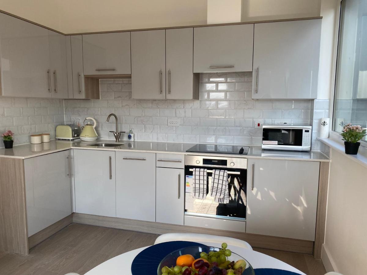 Central Location, Parking, Wi-Fi, Modern Apartment Milton Keynes Exterior photo